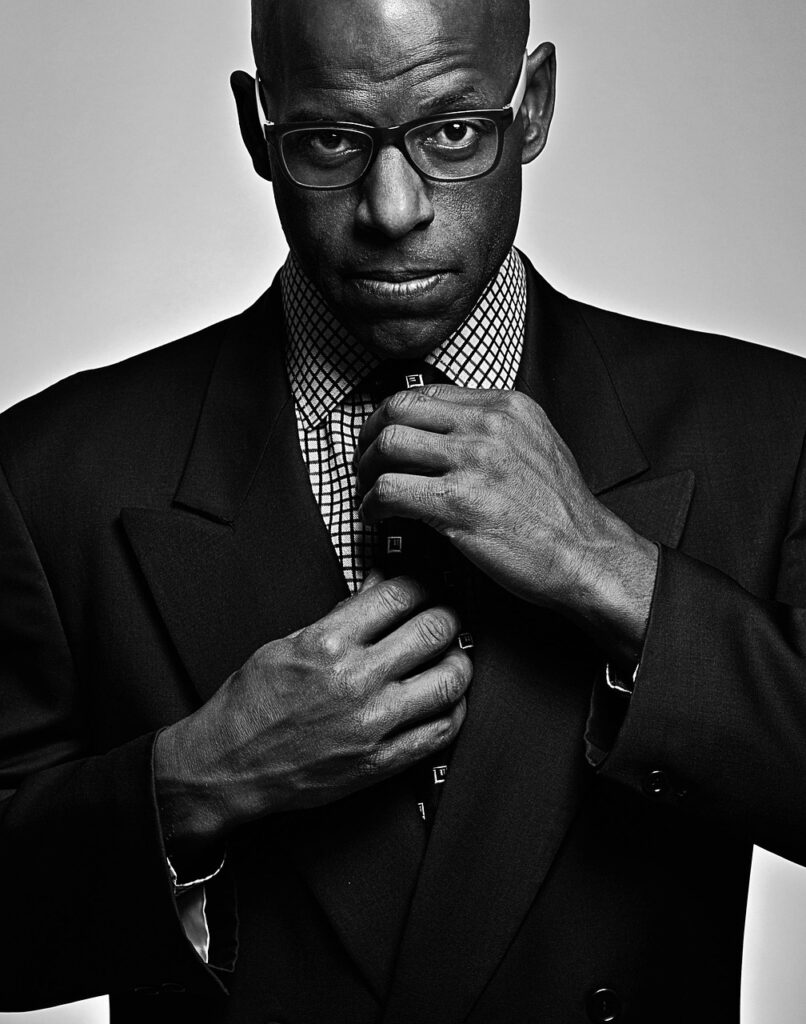 man, portrait, adult, people, business, business people, business person, office, manager, linkedin, gray business, gray office, gray portrait, gray company, gray management, business, linkedin, linkedin, linkedin, linkedin, linkedin